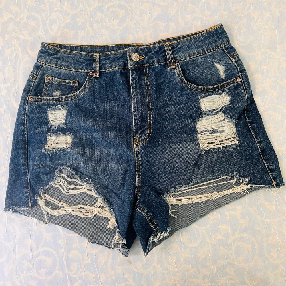 Mom Jean Shorts Womens Size 9 / 29 Super High Rise Mom‎ Distressed